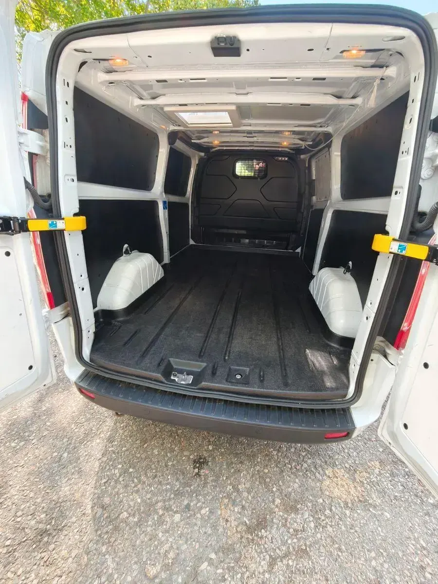 Gebraucht Ford Transit Custom 170 PS (125 kW) 2019 Weiß Van / Kleinbus