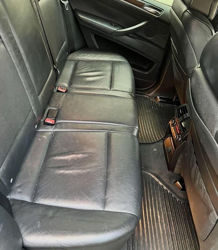 Second-hand BMW X5 235 CP (172 kW) 2007 Argintiu SUV