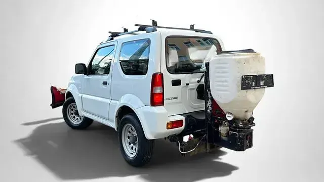 Gebraucht Suzuki Jimny 86 PS (63 kW) 2012 Weiß SUV