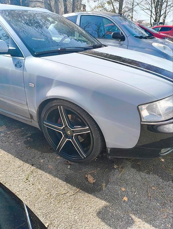 Gebraucht Audi A4 150 PS (110 kW) 1998 Andere farben Kombi