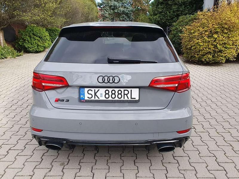 Gebraucht Audi RS3 Sportback 400 PS (294 kW) 2019 Grau Kleinwagen