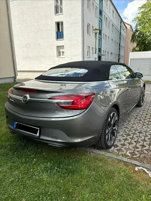 Gebraucht Opel Cascada Innovation 136 PS (100 kW) 2019 Grau Cabrio