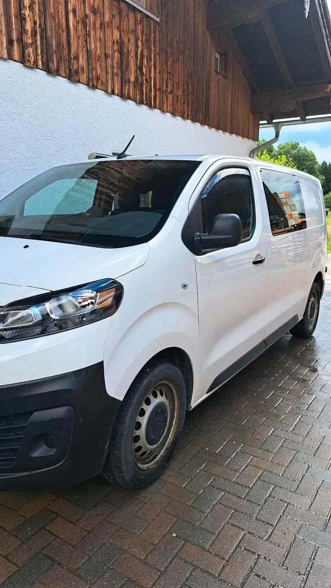 Gebraucht Citroën Jumpy 122 PS (89 kW) 2020 Weiß Van / Kleinbus