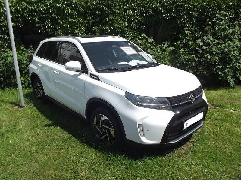 Neu Suzuki Vitara Comfort+ 129 PS (94 kW) 2026 Silber SUV