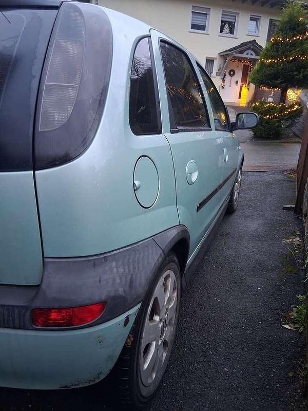 Gebraucht Opel Corsa Elegance 125 PS (91 kW) 2001 Limousine