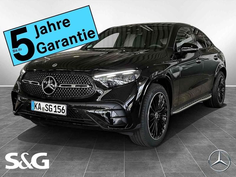 Metalliclack obsidianschwarz Gebraucht 2025 Mercedes GLC300 AMG Coupé | 89.671 € - Bild 1/4