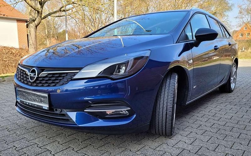 Gebraucht Opel Astra Design & Tech 145 PS (106 kW) 2022 Blau Kombi