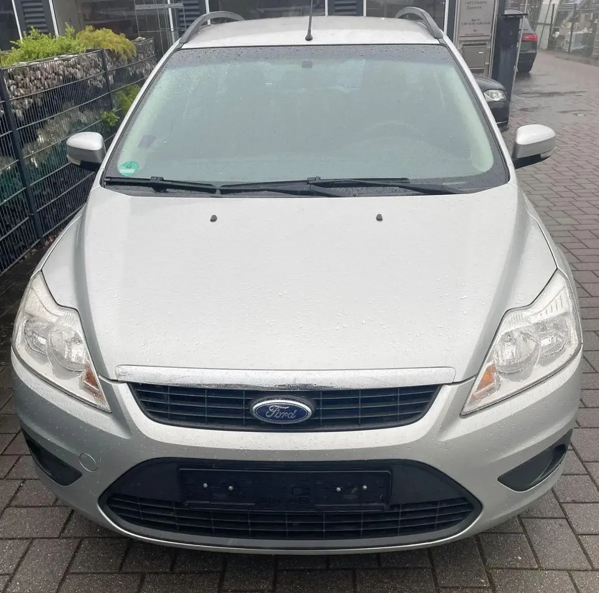 Gebraucht Ford Focus 101 PS (74 kW) 2010 Silber Kombi