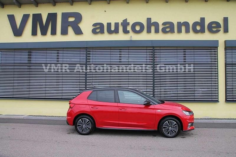 Velvetrotpremiummetallic Gebraucht 2023 Skoda Fabia Monte Carlo Kleinwagen | 18.250 € (Guter Preis) - Bild 1/4