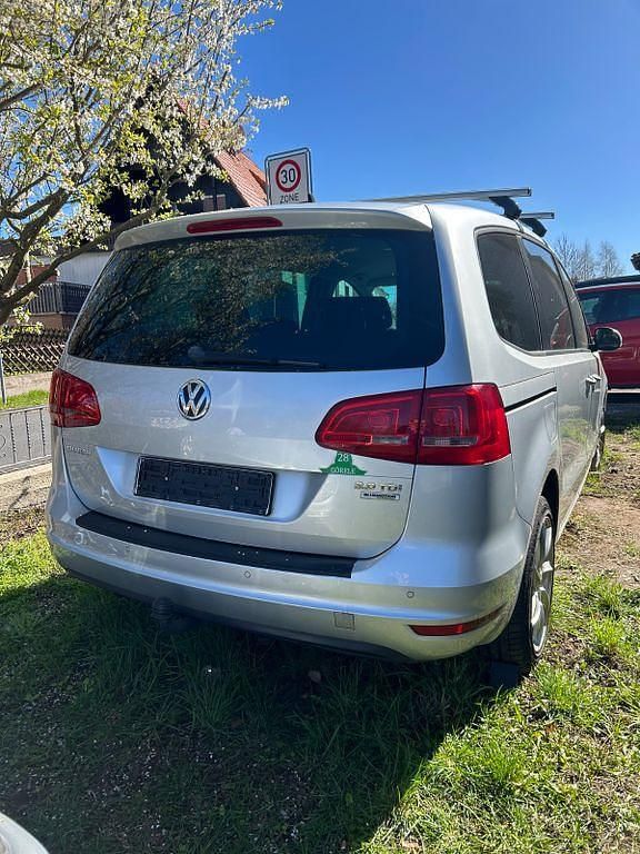 Gebraucht VW Sharan Trendline 116 PS (85 kW) 2015 Silber Van / Kleinbus