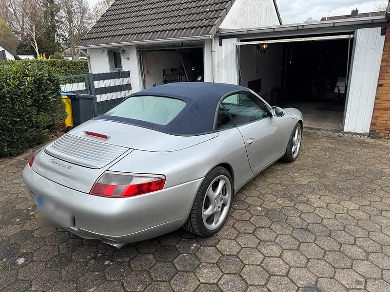 Gebraucht Porsche 996 300 PS (220 kW) 1999 Silber Cabrio