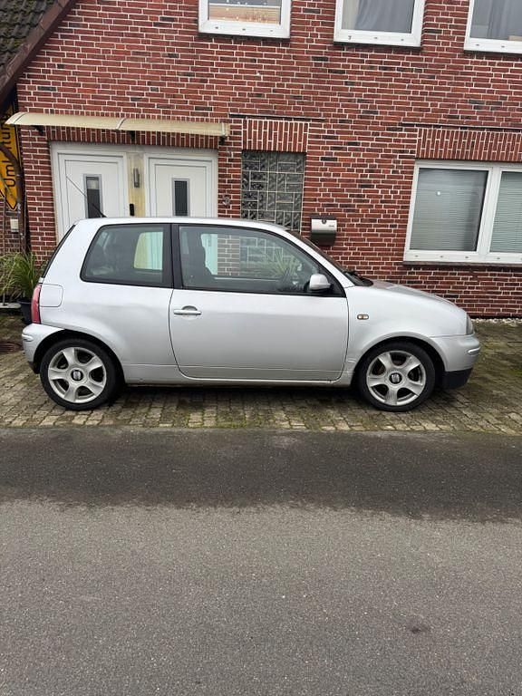Silber Gebraucht 2004 Seat Arosa Stella Kleinwagen | 1.350 € (Fairer Preis) - Bild 1/4