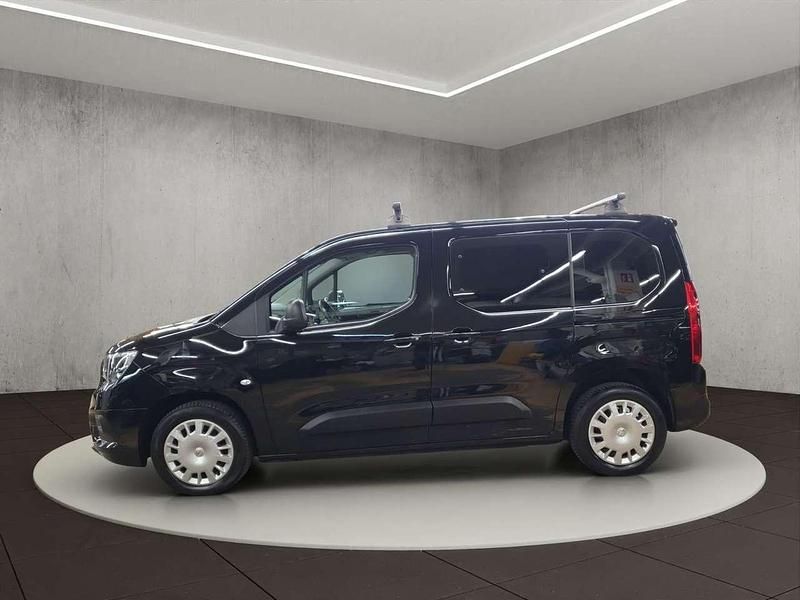 Gebraucht Opel Combo Life Edition 102 PS (75 kW) 2022 Diamant schwarz (metallic) Van / Kleinbus