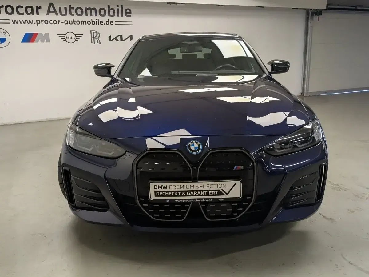 Gebraucht BMW i4 M Sport 400 kW (544 PS) 2023 Blau Limousine