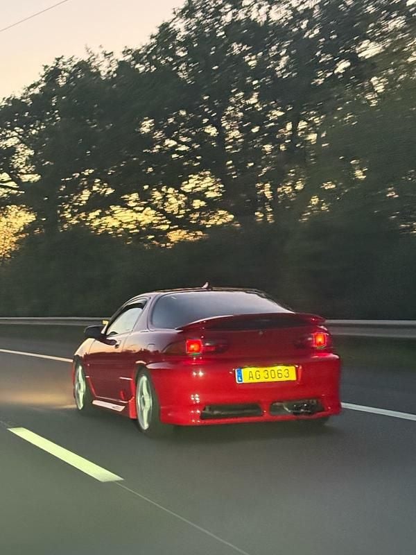 Gebraucht Mazda MX3 136 PS (100 kW) 1996 Rot Coupé