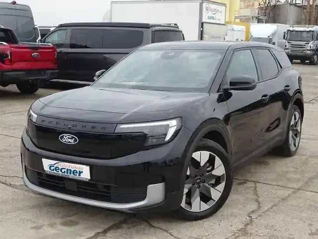 Używany Ford Explorer Premium 250 kW (340 KM) 2024 Czarny SUV