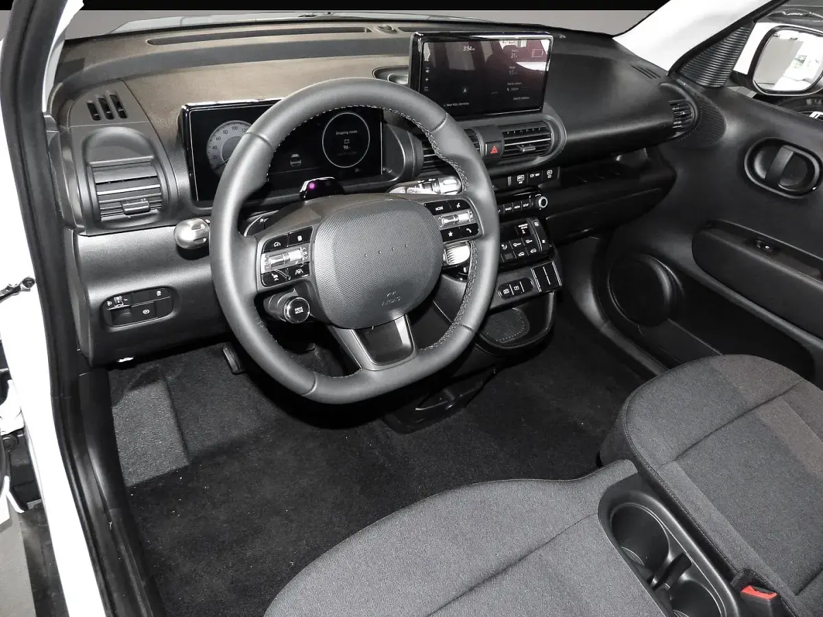Neu Hyundai Inster Select 71 kW (97 PS) 2026 Manufacturer Kleinwagen