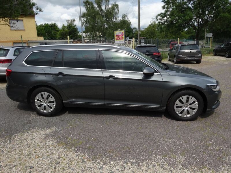 Gebraucht VW Passat Comfortline 190 PS (139 kW) 2015 Grau Limousine
