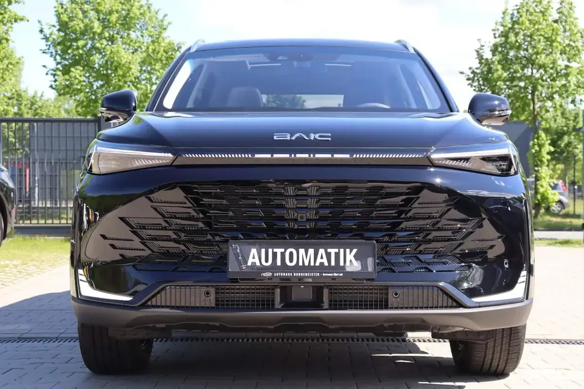 Ny Baic X75 177 HK (130 kW) 2026 Grå SUV