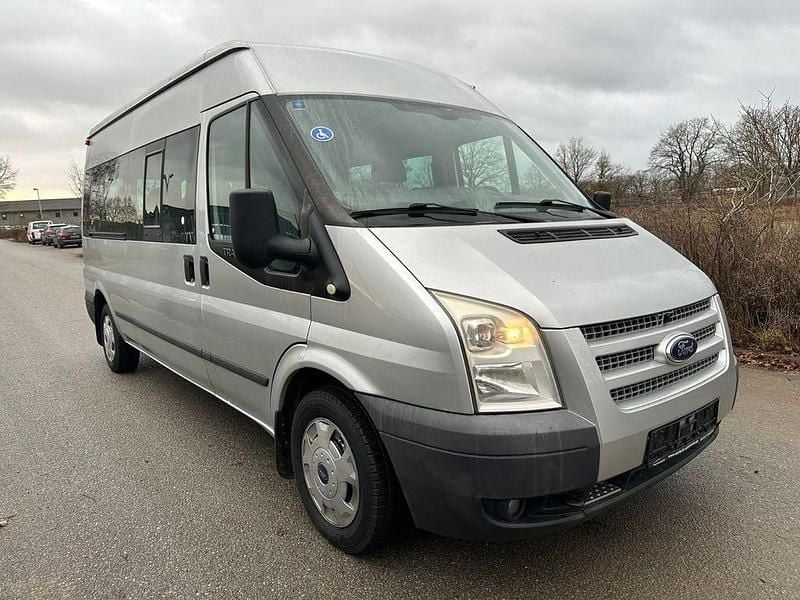 Gebraucht Ford Transit Tourneo 125 PS (91 kW) 2013 Silber Van / Kleinbus