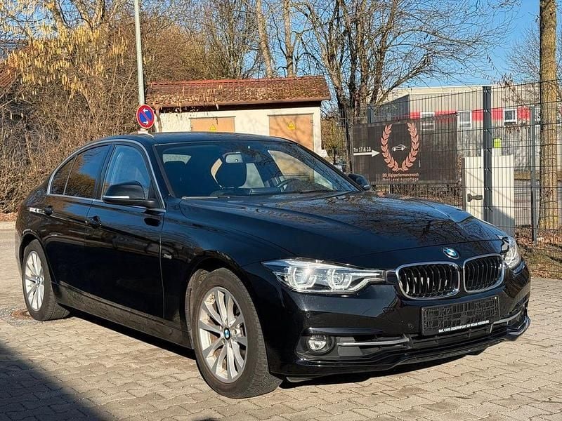 Gebraucht BMW 320 Sport Line 184 PS (135 kW) 2017 Schwarz Limousine