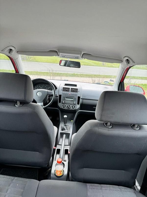 Gebraucht VW Polo 80 PS (58 kW) 2006 Rot Kleinwagen