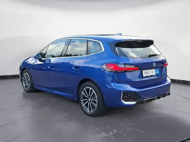 Gebraucht BMW 218 Active Tourer M Sport 150 PS (110 kW) 2023 Blau Van / Kleinbus