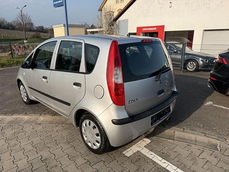 Gebraucht Mitsubishi Colt Invite 95 PS (69 kW) 2005 Silber Kleinwagen
