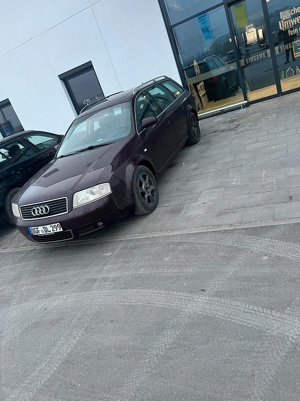 Rot Gebraucht 2002 Audi A6 Kombi | 1.999 € (Superpreis) - Bild 1/4