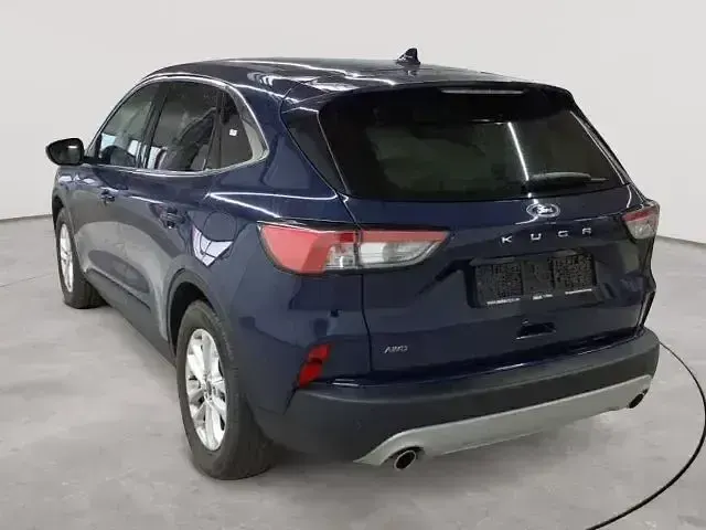 Używany Ford Kuga Titanium 190 KM (139 kW) 2020 Niebieski SUV