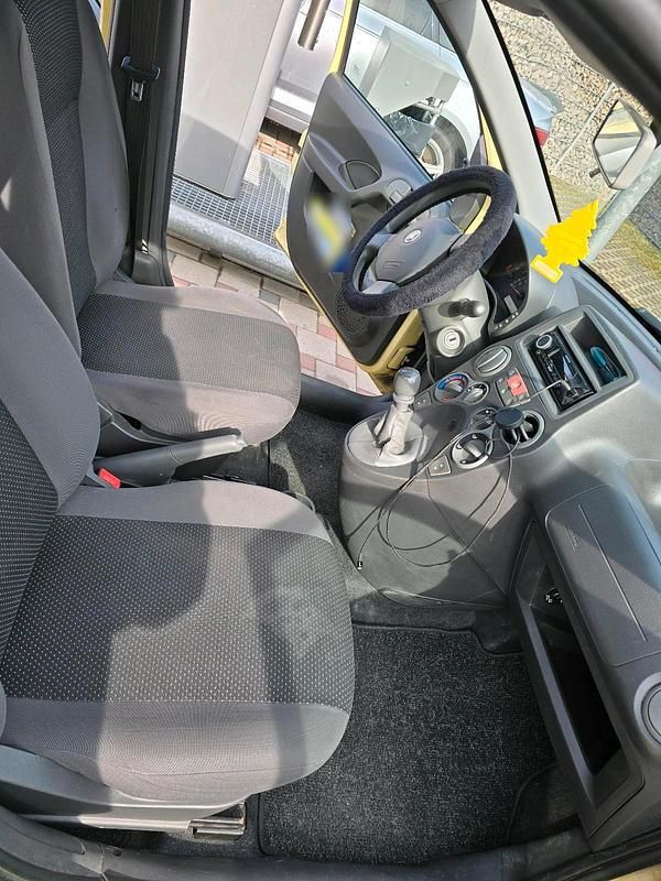 Gebraucht Fiat Panda 54 PS (39 kW) 2009 Gelb Kleinwagen