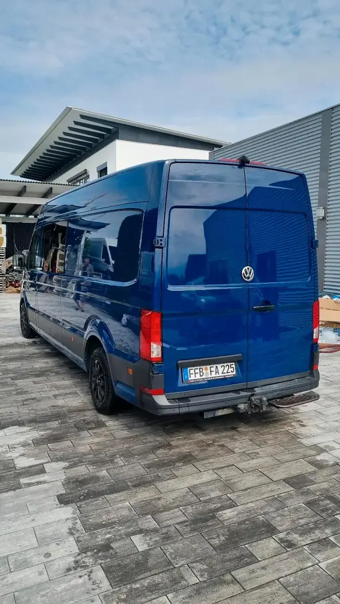 Gebraucht VW Crafter 173 PS (127 kW) 2019 Blau Van