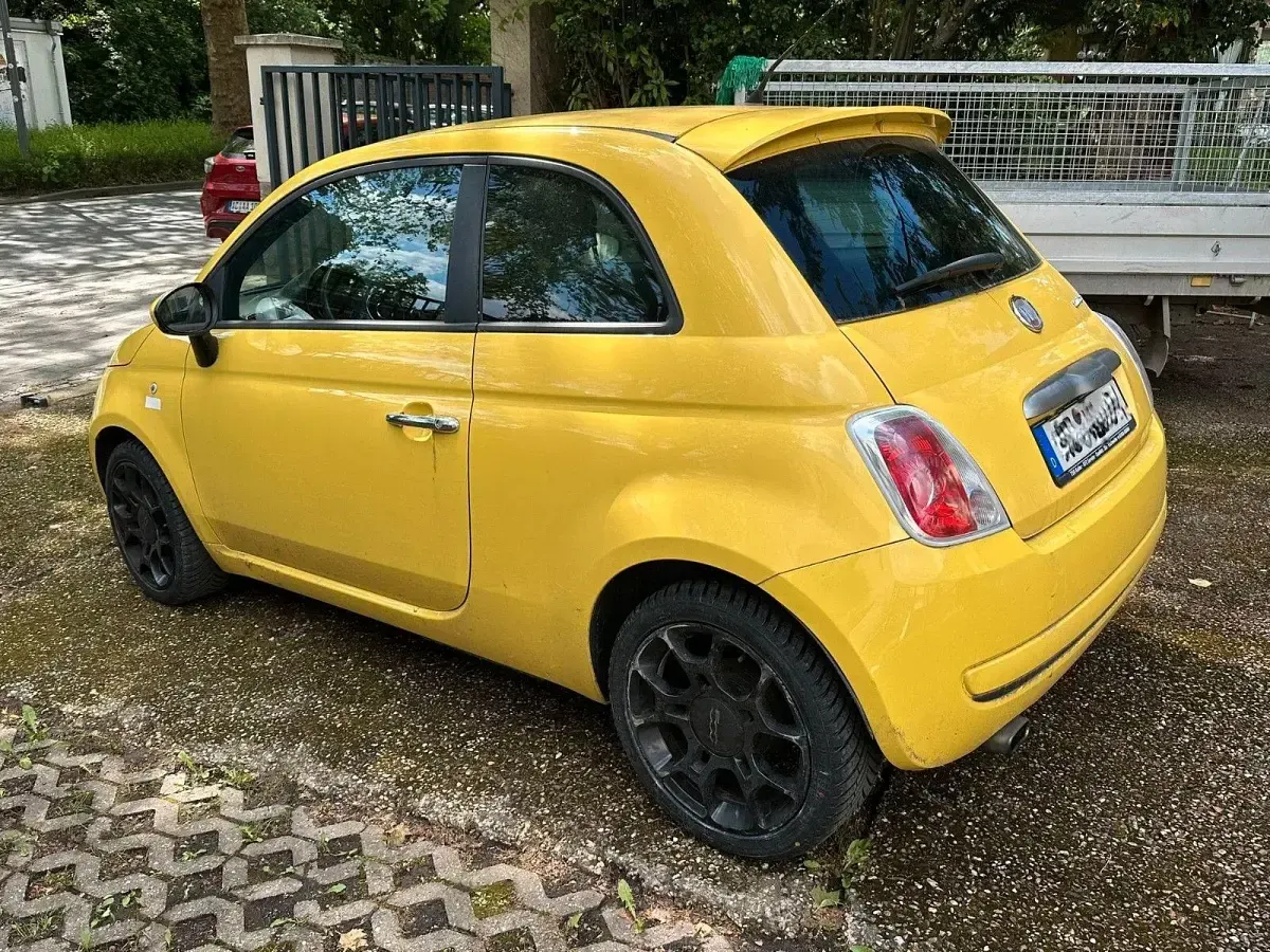 Gebraucht Fiat 500 Lounge 86 PS (63 kW) 2012 Gelb Kleinwagen