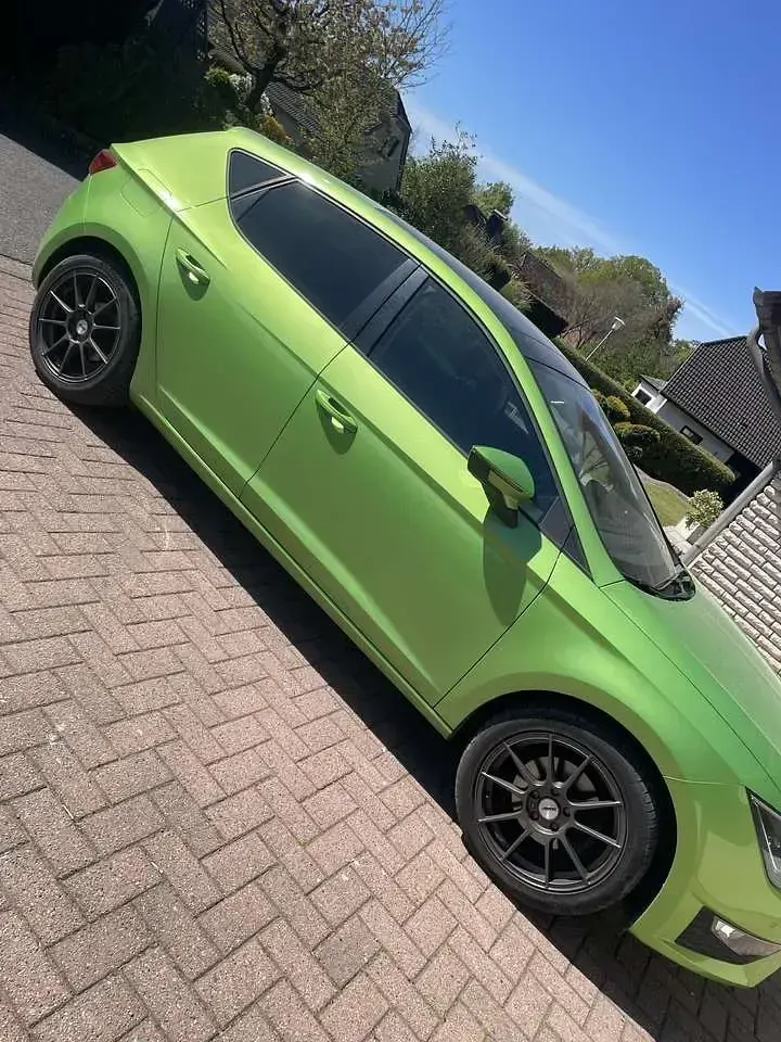 Gebraucht Seat Leon FR 125 PS (91 kW) 2016 Grün Kleinwagen