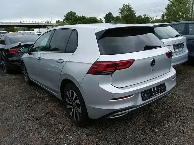 Gebraucht VW Golf VIII Active 116 PS (85 kW) 2022 Andere Limousine