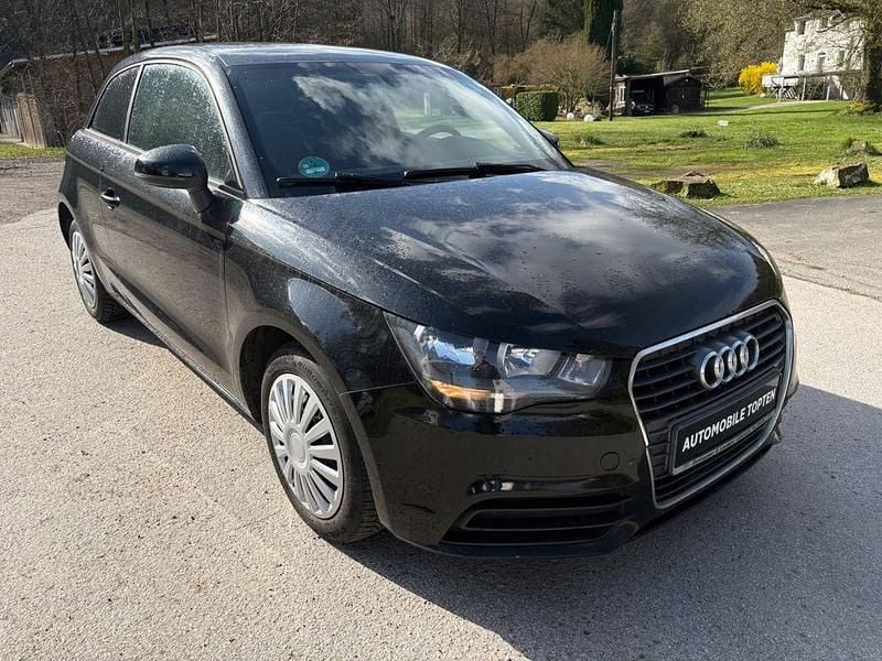 Gebraucht Audi A1 Attraction 86 PS (63 kW) 2011 Schwarz Kleinwagen