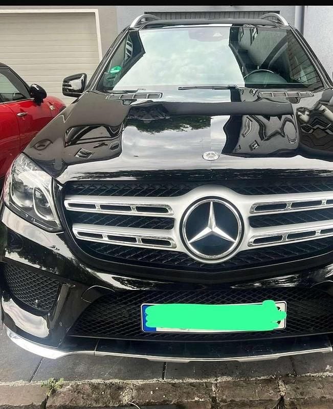 Schwarz Gebraucht 2018 Mercedes 350 Limousine | 45.000 € - Bild 1/4