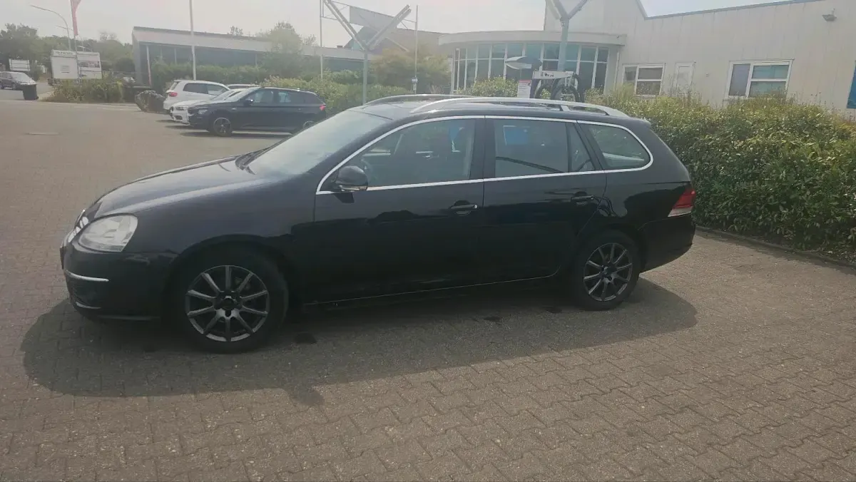 Gebraucht VW Golf V 105 PS (77 kW) 2008 Schwarz Kombi