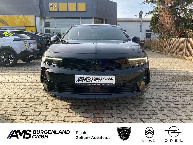 Neu Opel Astra 136 PS (100 kW) 2025 Schwarz Kombi