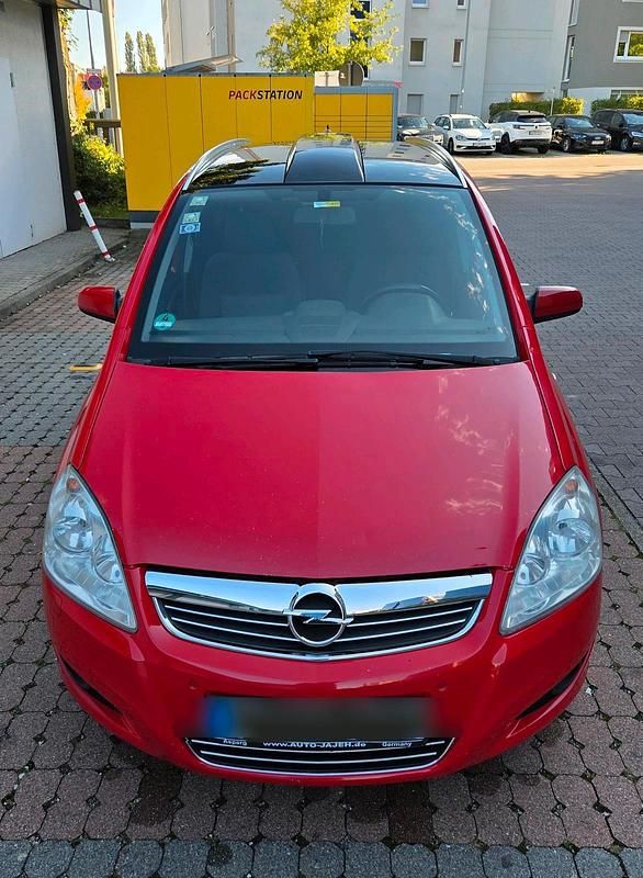 Rot Gebraucht 2008 Opel Zafira Van / Kleinbus | 1.900 € (Guter Preis) - Bild 1/4