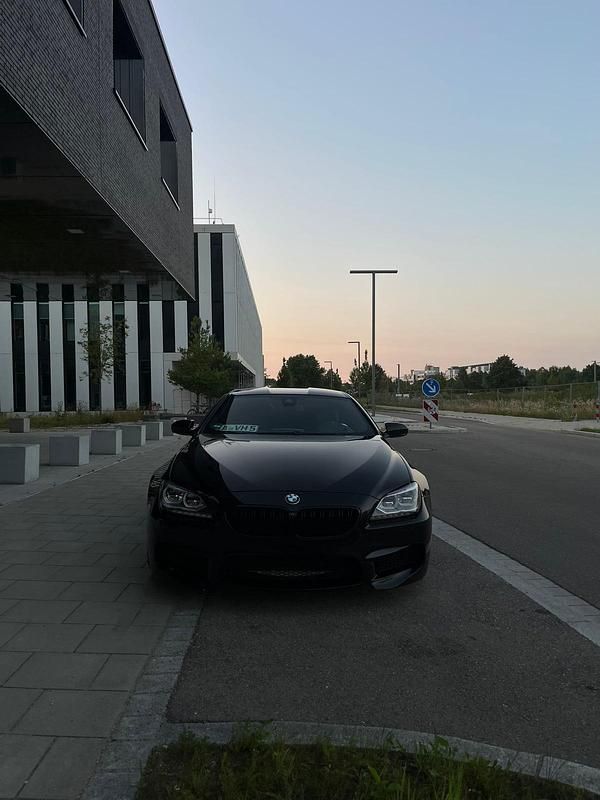 Schwarz Gebraucht 2014 BMW M6 Coupé | 36.999 € (Superpreis) - Bild 1/4