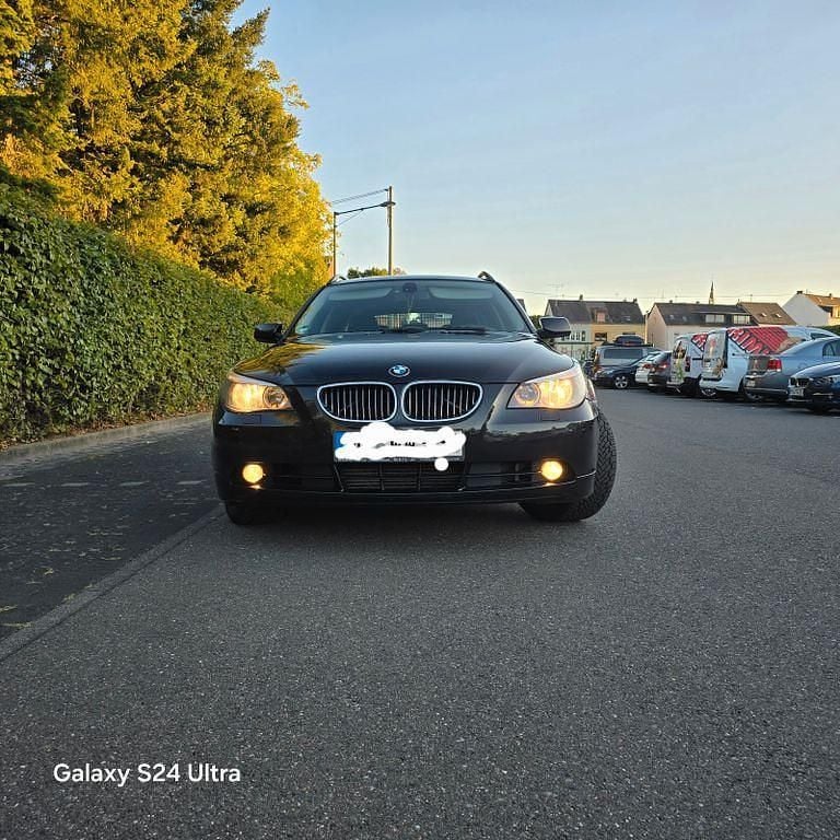 Schwarz Gebraucht 2006 BMW 525 Kombi | 3.500 € (Fairer Preis) - Bild 1/4