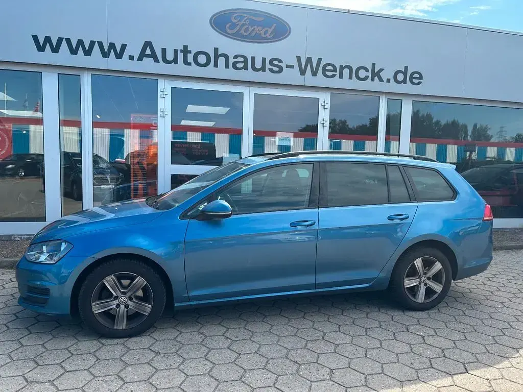 Gebraucht VW Golf VII Comfortline 105 PS (77 kW) 2013 Blau Limousine