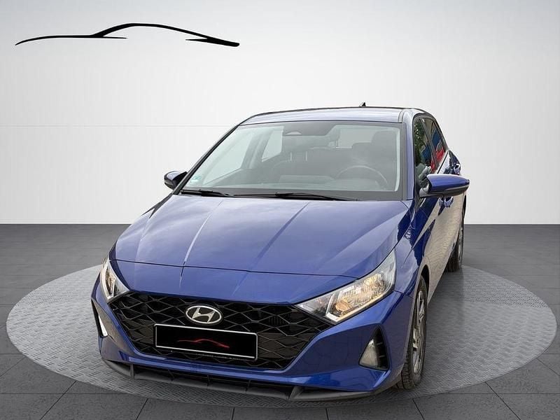 Blau Gebraucht 2022 Hyundai i20 Trend Limousine | 12.990 € (Guter Preis) - Bild 1/4