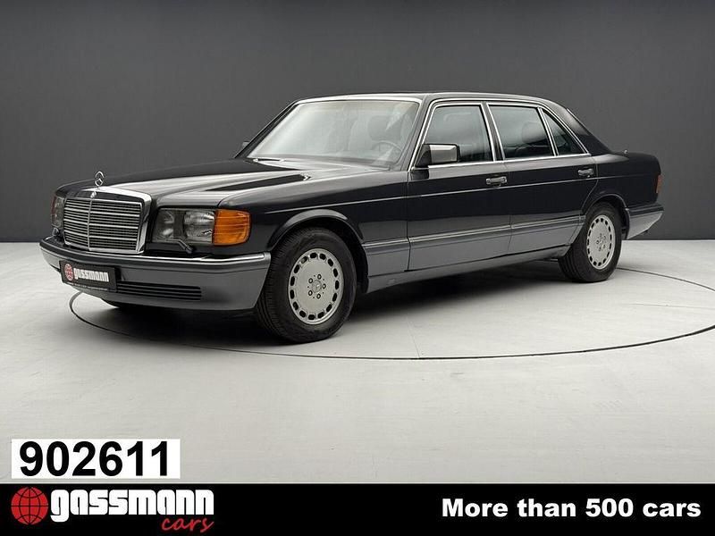 Schwarz Gebraucht 1991 Mercedes 560 Limousine | 49.900 € - Bild 1/4