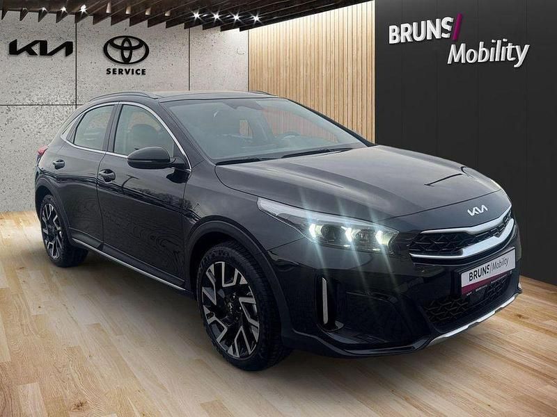 Neu Kia XCeed Exclusive 140 PS (102 kW) 2026 Schwarz SUV