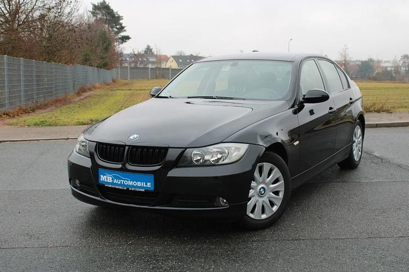 Schwarz Gebraucht 2007 BMW 318 Advantage Limousine | 2.450 € (Guter Preis) - Bild 1/4