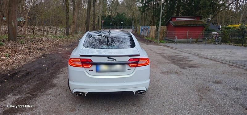 Gebraucht Jaguar XF 275 PS (202 kW) 2014 Weiß Limousine