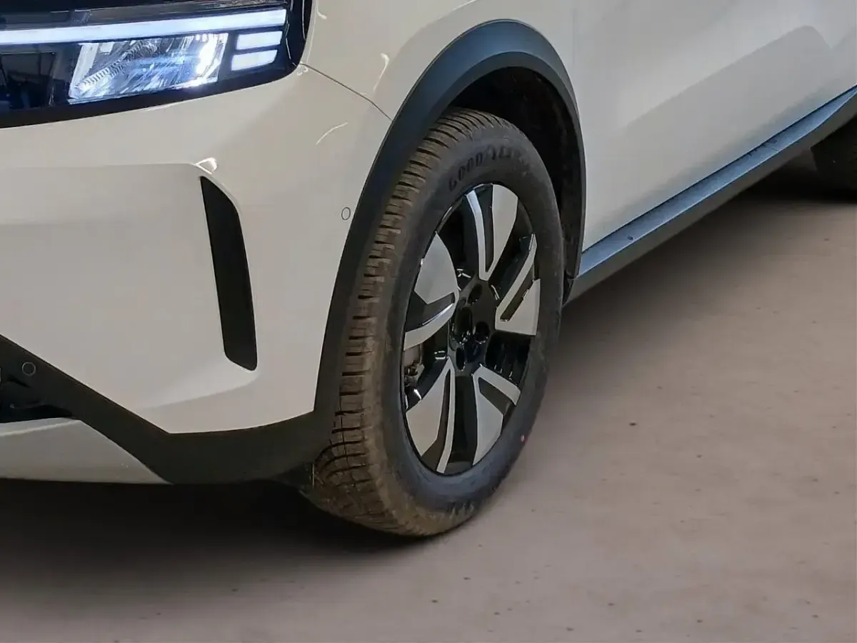 Neu Opel Frontera 83 kW (113 PS) 2025 Weiß SUV