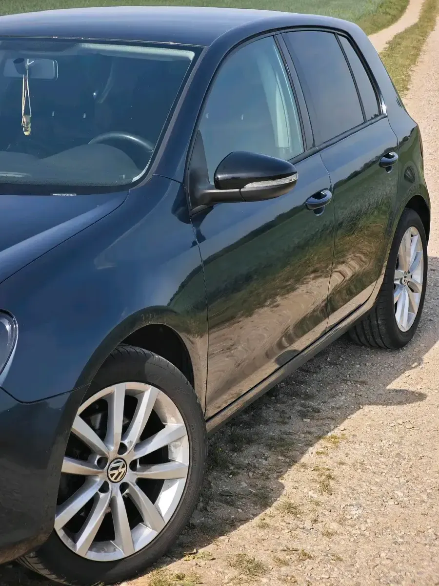 Gebraucht VW Golf VI 140 PS (102 kW) 2010 Blau Kleinwagen